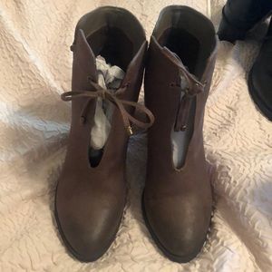 SBICCA VINTAGE COLLECTION BOOTIES